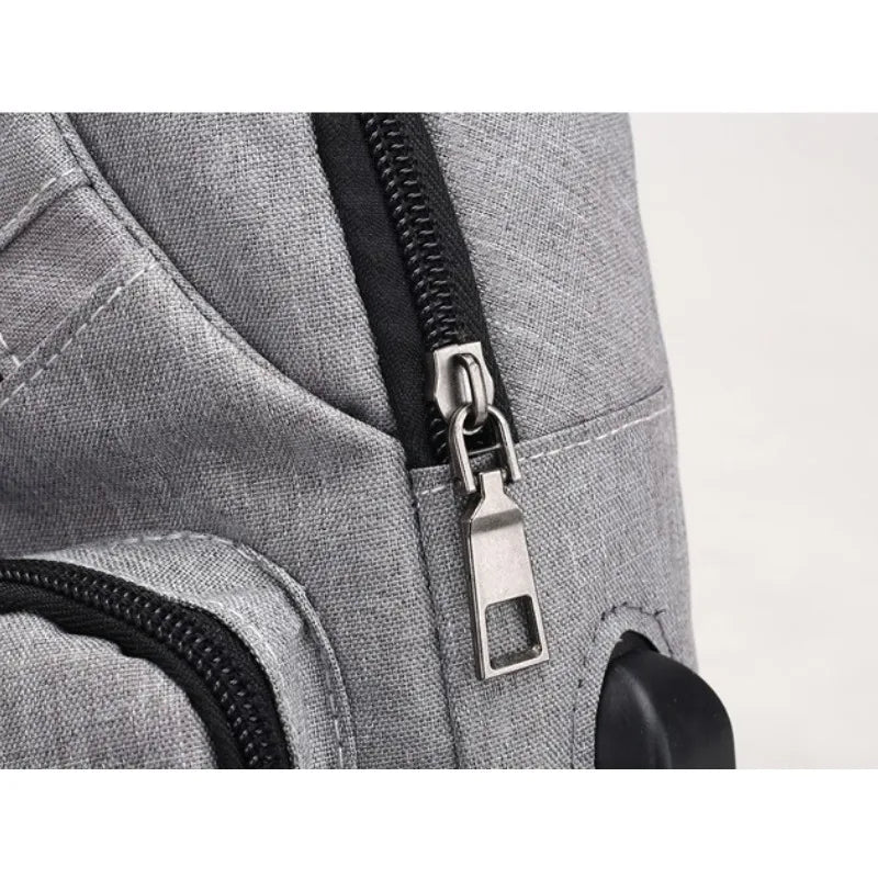 ¡Descubre el Bolso de Pecho para Hombre, la bandolera perfecta para mantener tus pertenencias organizadas mientras disfrutas de tus actividades al aire libre
