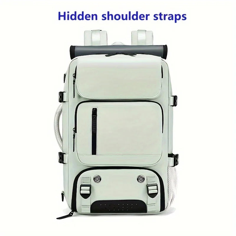 Lleva todo lo que necesites de forma segura y organizada con esta mochila resistente al agua diseñada para viajeros y ventureros.