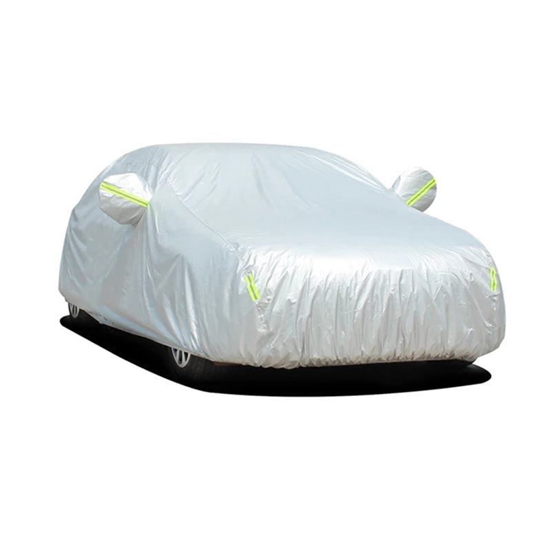 ¿Quieres mantener tu auto siempre impecable, protegido del sol, el polvo y los rayones? Esta cubierta protectora de alta calidad es la solución perfecta para mantener tu coche en condiciones óptimas, sin importar las inclemencias del tiempo.