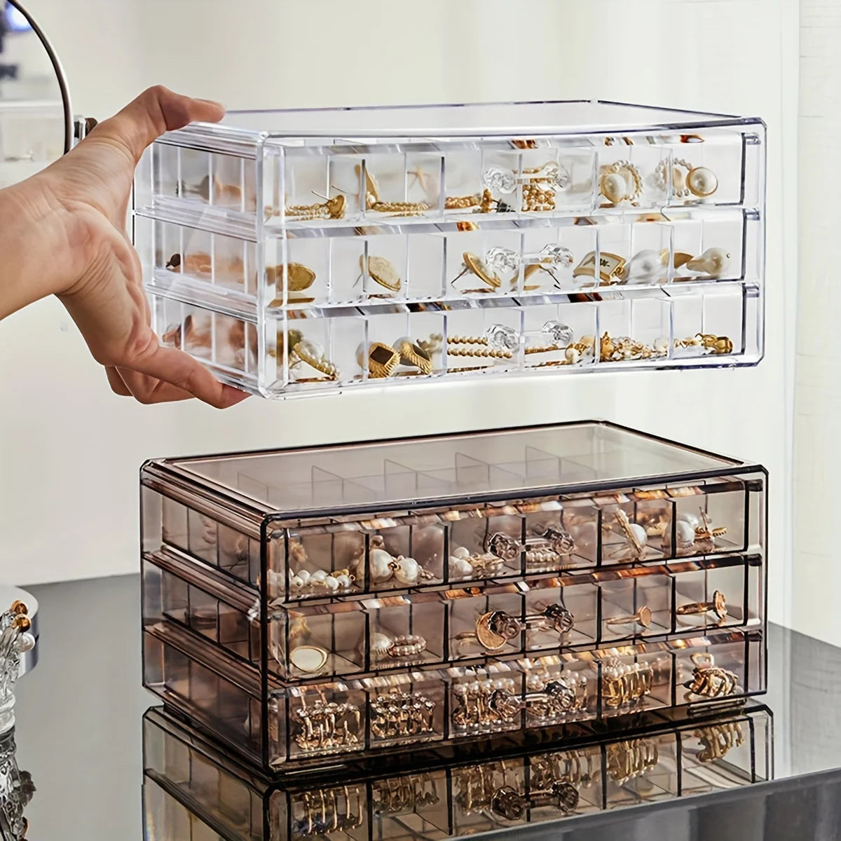 Mantén tu colección de joyería organizada, protegida y siempre a la vista!
