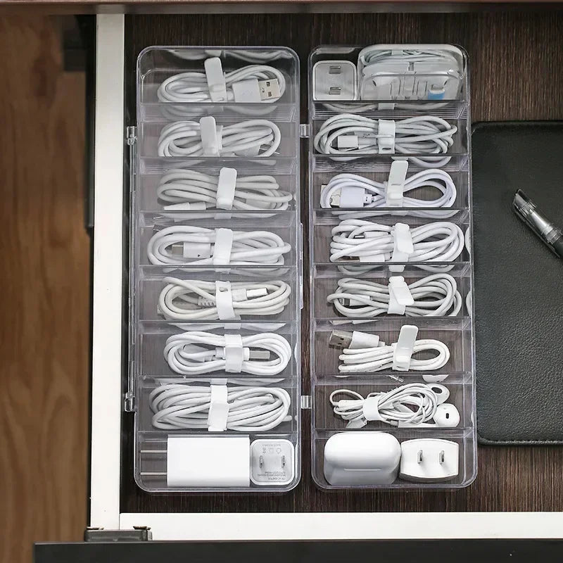 Despídete del Caos de Cables en tu Hogar u Oficina con esta Caja Organizadora.