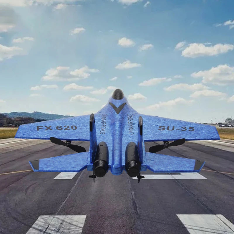 Vuelo ágil y emocionante con este avión de hule espuma teledirigido!