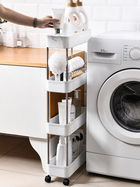 Aprovecha cada rincón de tu hogar con este estante móvil multiusos.