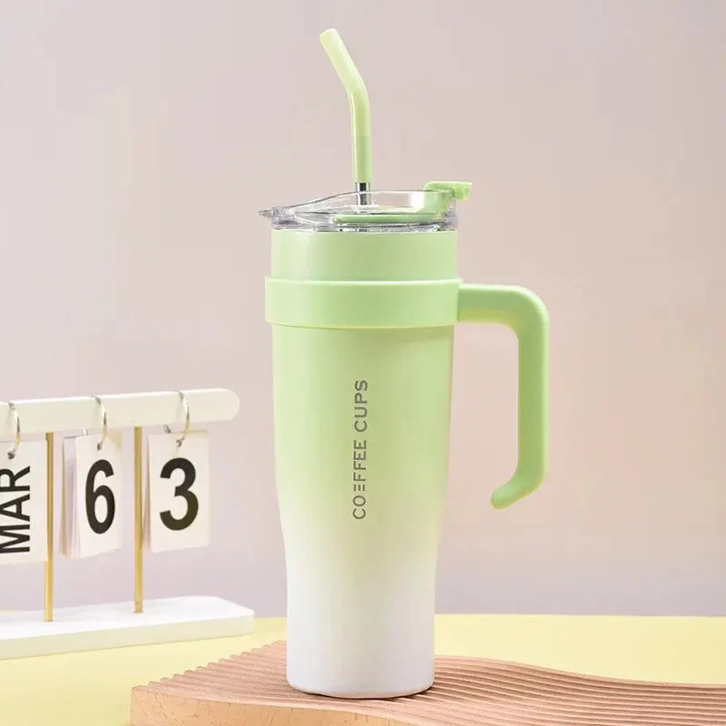 Descubre la botella deportiva perfecta, 1.2 L . Popote y Mango plegable.