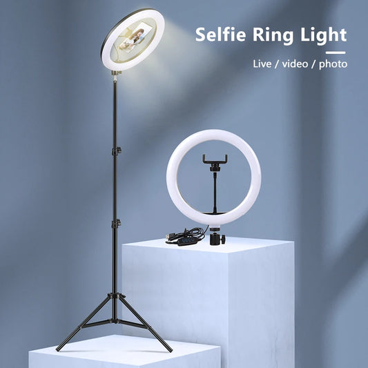 ¿Eres creador de contenido, influencer o fotógrafo? Este anillo de luz es lo que necesitas para llevar tus videos, transmisiones en vivo y fotos al siguiente nivel. Te ofrece una iluminación profesional que elimina sombras