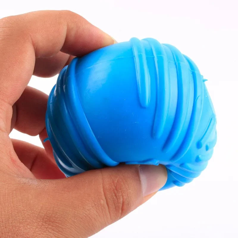 ¡Haz que tu mascota disfrute de horas de diversión y ejercicio con este juguete para perros de goma de alta calidad! Perfecto para perros pequeños, este juguete interactivo no solo ayuda a aliviar el aburrimiento