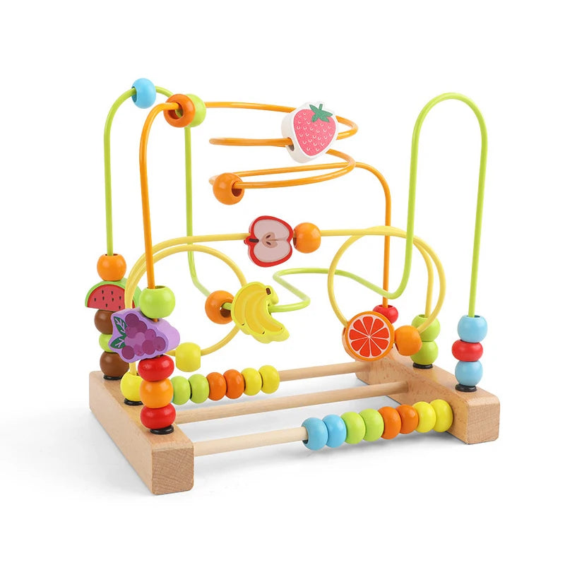 Este laberinto de cuentas de madera Montessori es mucho más que un simple juguete: ¡es una herramienta educativa esencial para el aprendizaje temprano de tu hijo!