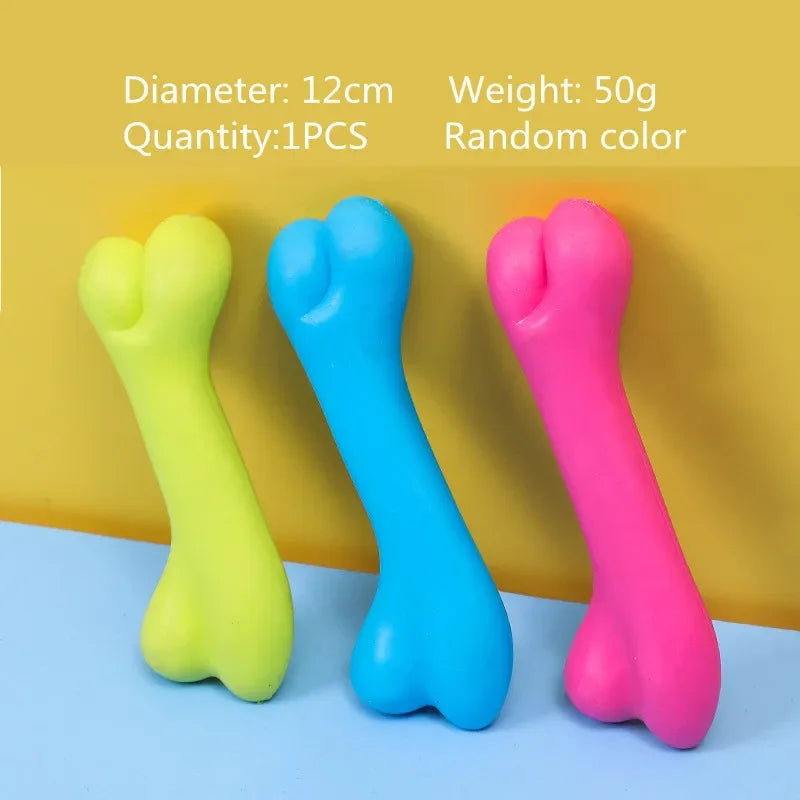 ¡Haz que tu mascota disfrute de horas de diversión y ejercicio con este juguete para perros de goma de alta calidad! Perfecto para perros pequeños, este juguete interactivo no solo ayuda a aliviar el aburrimiento