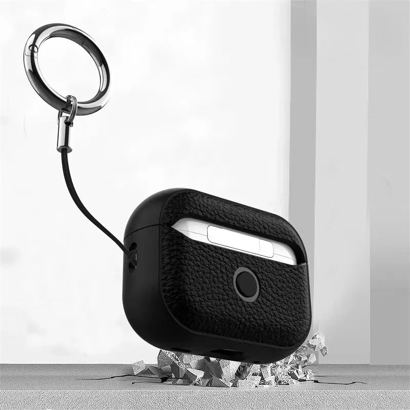 Dale a tus AirPods el mejor cuidado con esta funda de textura de cuero, diseñada para ofrecer protección, estilo y comodidad.