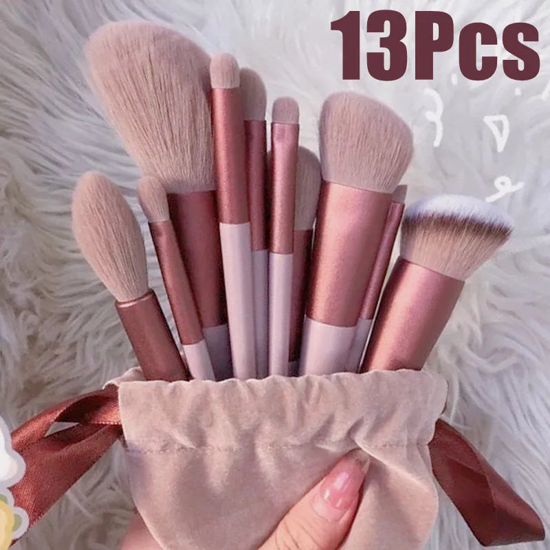 Dale un Toque Profesional y Elegante a tu Rutina de Maquillaje!
