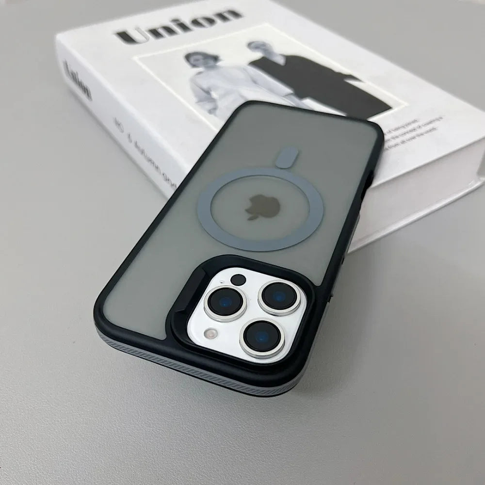 Funda de lujo con armadura translúcida mate de Color magnético a prueba de golpes para iPhone 11 12 13 14 15 16 ProMax Magsafe cubierta de carga inalámbrica
