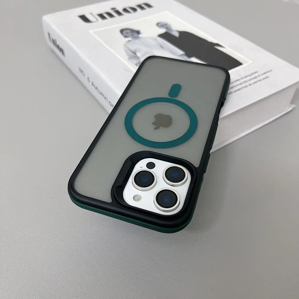 Funda de lujo con armadura translúcida mate de Color magnético a prueba de golpes para iPhone 11 12 13 14 15 16 ProMax Magsafe cubierta de carga inalámbrica