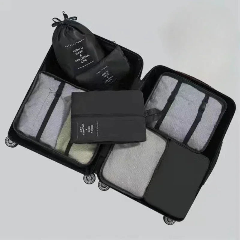¿Estás buscando una manera eficiente de organizar tu maleta y mantener todo en su lugar durante tus viajes? Este Juego de 7 Piezas de Organizadores de Viaje es la solución ideal para ti. Diseñado para ayudarte a empacar de manera ordenada y sin estrés