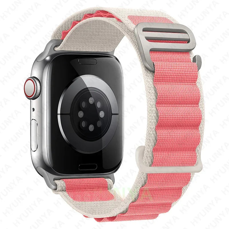 Comodidad, resistencia y estilo para tu Apple Watch con la correa Alpine deportiva.