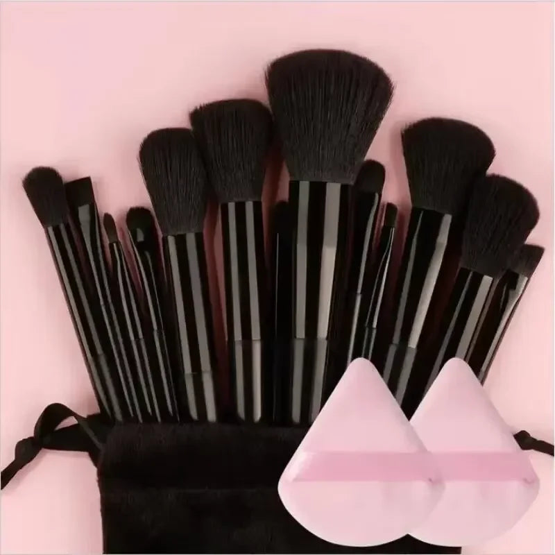 Dale un Toque Profesional y Elegante a tu Rutina de Maquillaje!