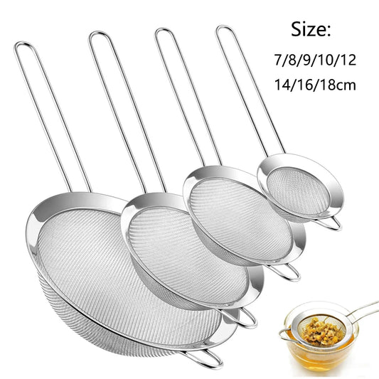 Precisión y durabilidad en tu cocina con este set de coladores de acero inoxidable.