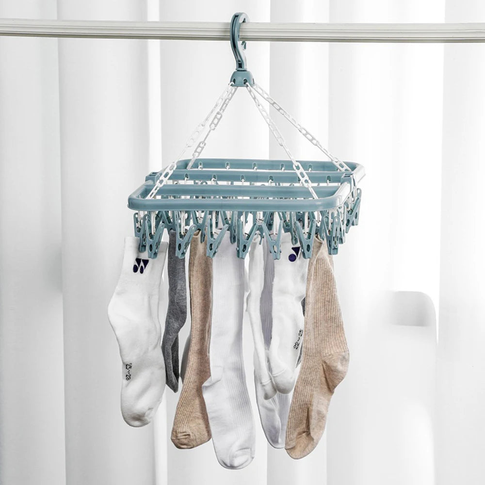 Ahorra Espacio y seca tu Ropa con este práctico tendedero plegable. Perfecto para departamentos.