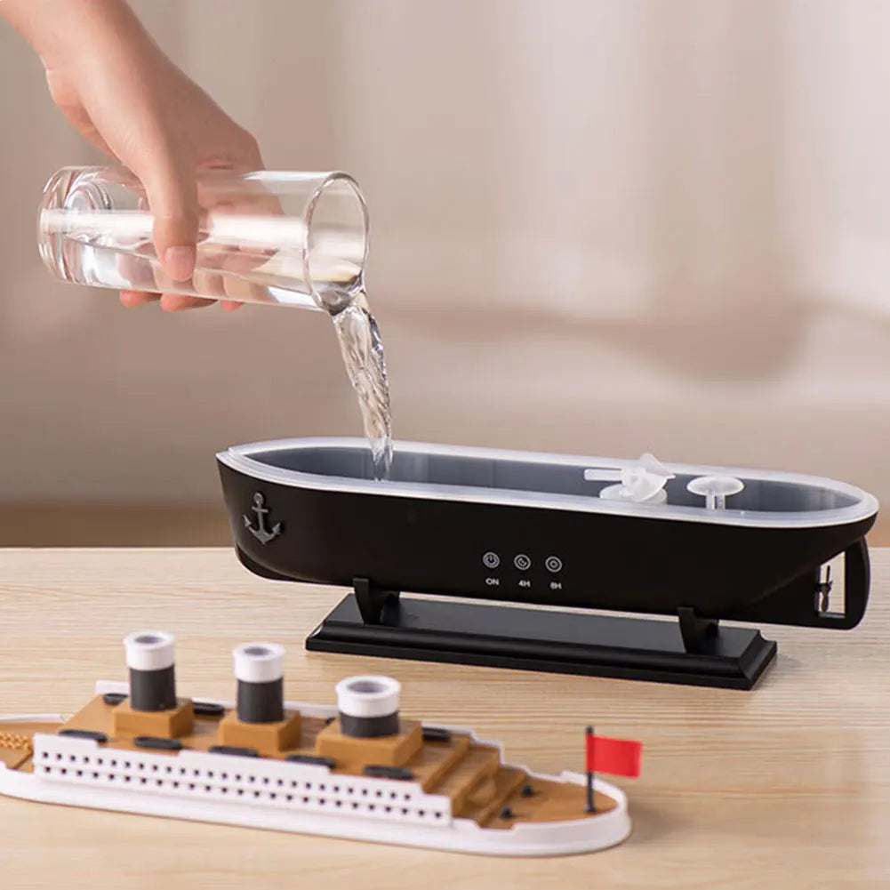 Lleva belleza, relajación y frescura a tu hogar con este exclusivo humidificador en forma de Titanic.