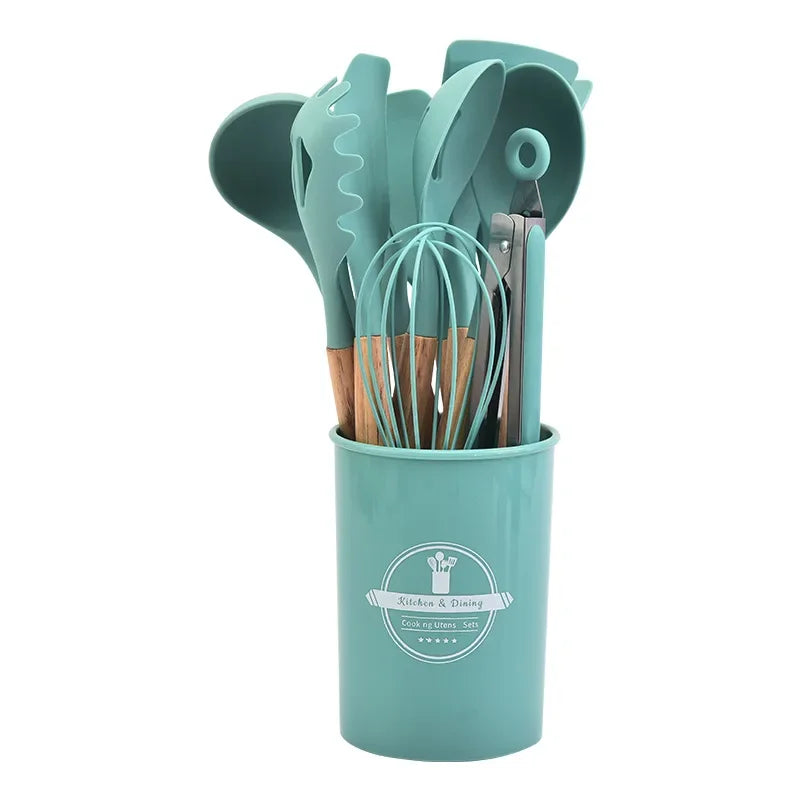 Renueva tu Cocina con este completo juego de Utensilios de Silicona con mango de madera.