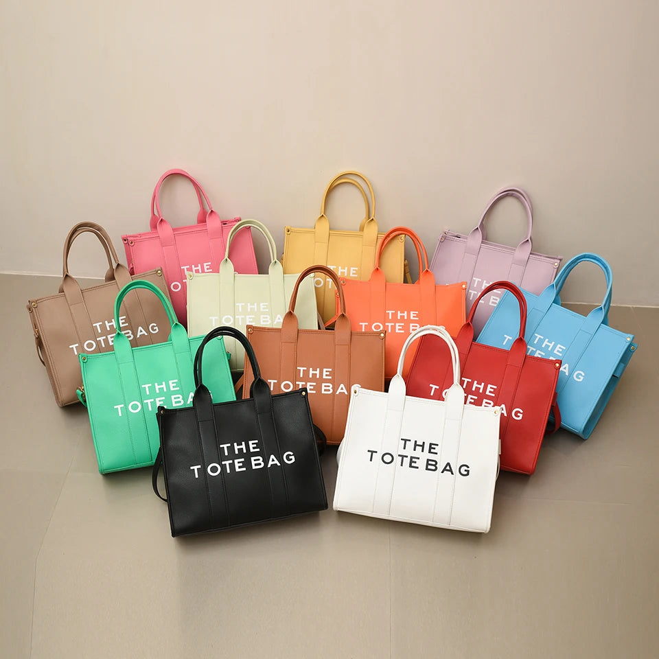 Descubre el bolso perfecto para complementar tu estilo diario. Este bolso cruzado informal de color sólido es la combinación ideal de practicidad, estilo y comodidad. Con un diseño moderno y un acabado en lona resistente