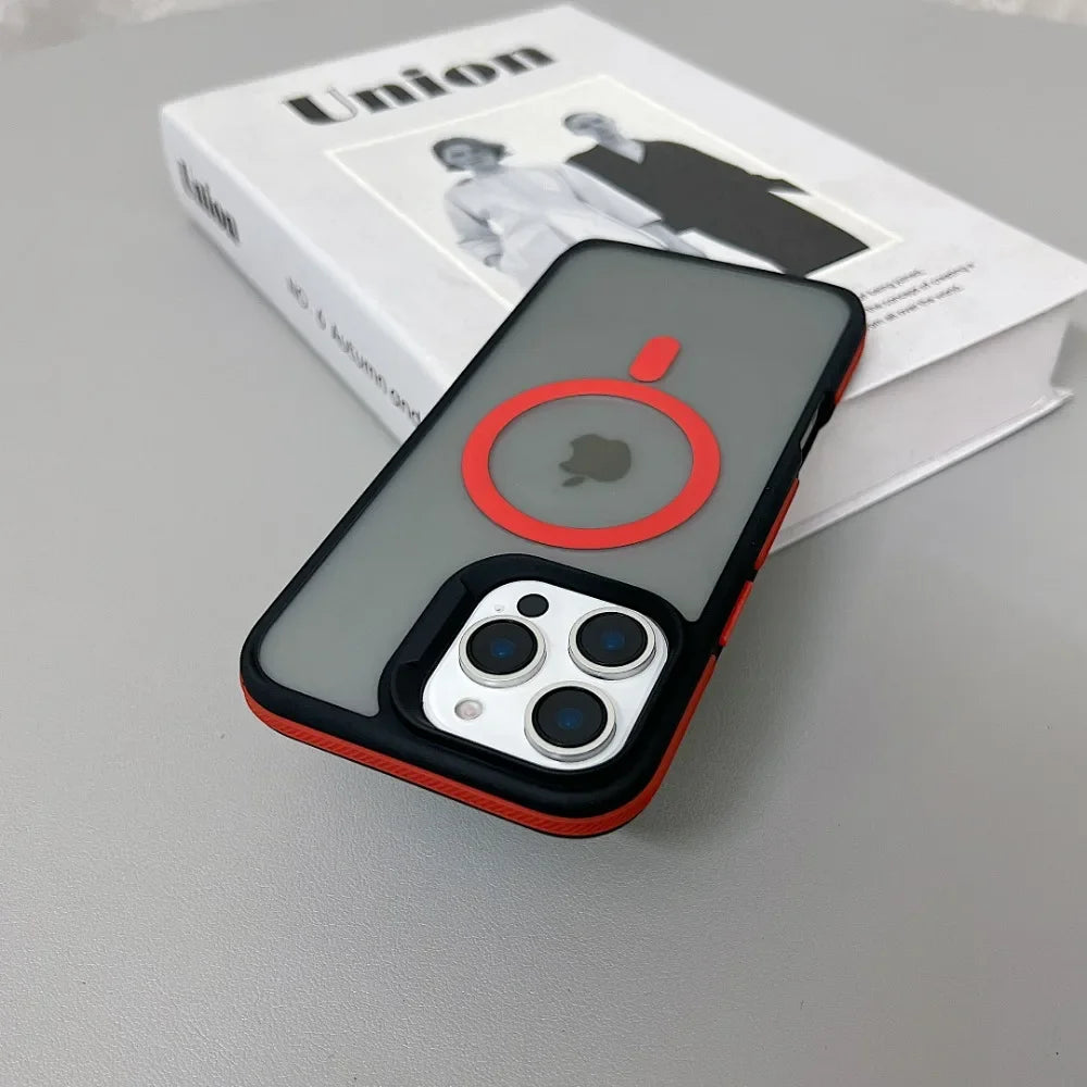Funda de lujo con armadura translúcida mate de Color magnético a prueba de golpes para iPhone 11 12 13 14 15 16 ProMax Magsafe cubierta de carga inalámbrica