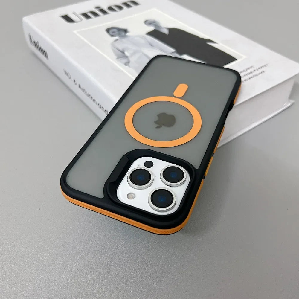 Funda de lujo con armadura translúcida mate de Color magnético a prueba de golpes para iPhone 11 12 13 14 15 16 ProMax Magsafe cubierta de carga inalámbrica