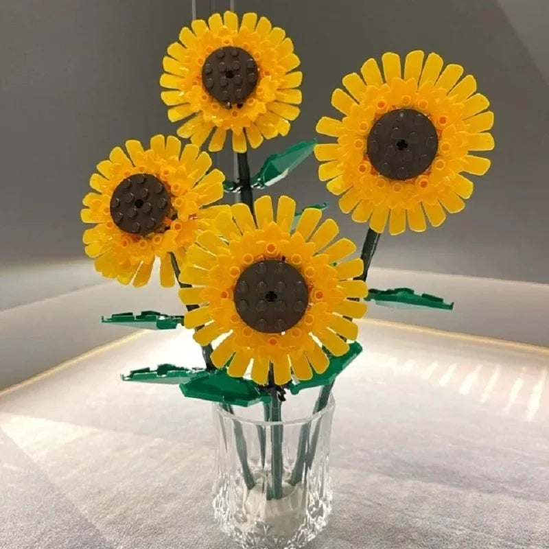 ¿Buscas un regalo único y creativo para sorprender a una niña? Bloques de construcción forma de Girasol",no solo es un juguete, sino también una hermosa decoración de escritorio.