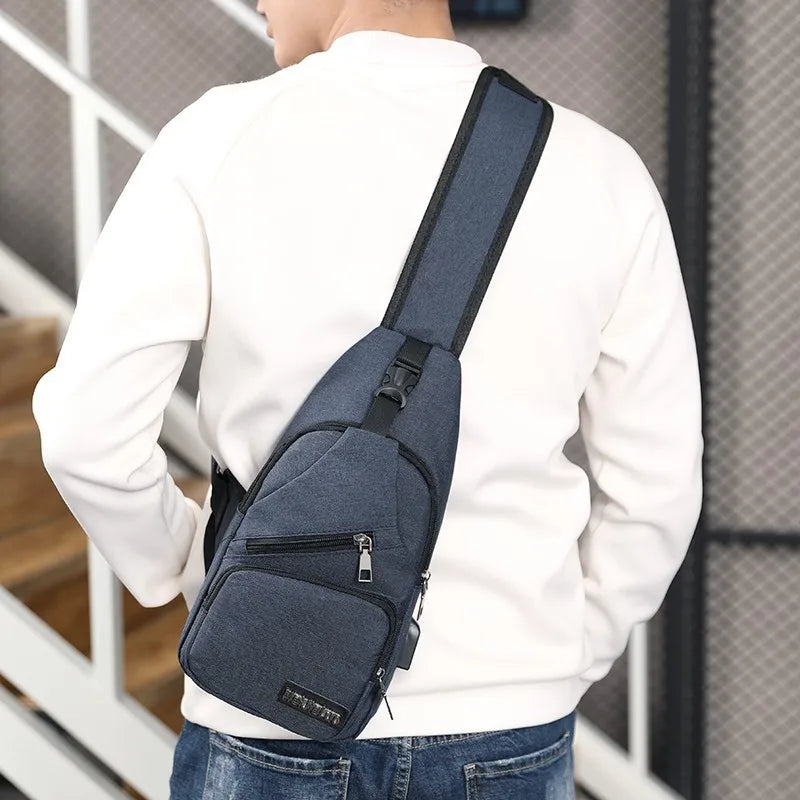 ¡Descubre el Bolso de Pecho para Hombre, la bandolera perfecta para mantener tus pertenencias organizadas mientras disfrutas de tus actividades al aire libre