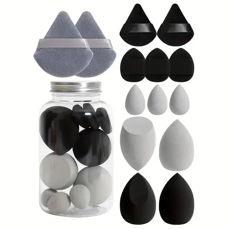 Luce un maquillaje impecable con estas esponjas de maquillaje, ideales para aplicar y mezclar productos como base, contorno, corrector y polvo. Con un diseño supersuave y una textura que se adapta perfectamente a tu piel(tenemos en diferentes colores)