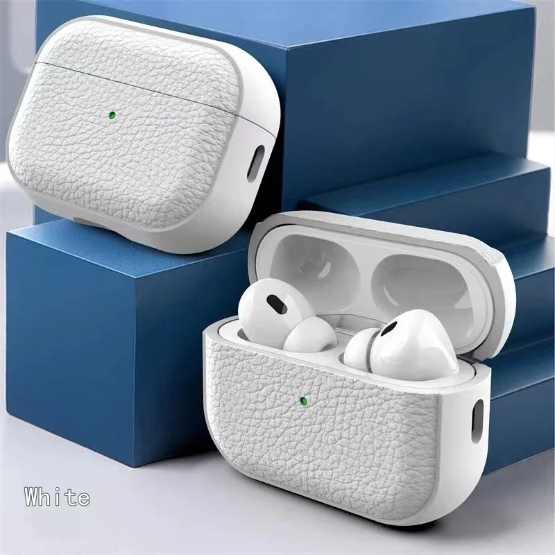 Dale a tus AirPods el mejor cuidado con esta funda de textura de cuero, diseñada para ofrecer protección, estilo y comodidad.