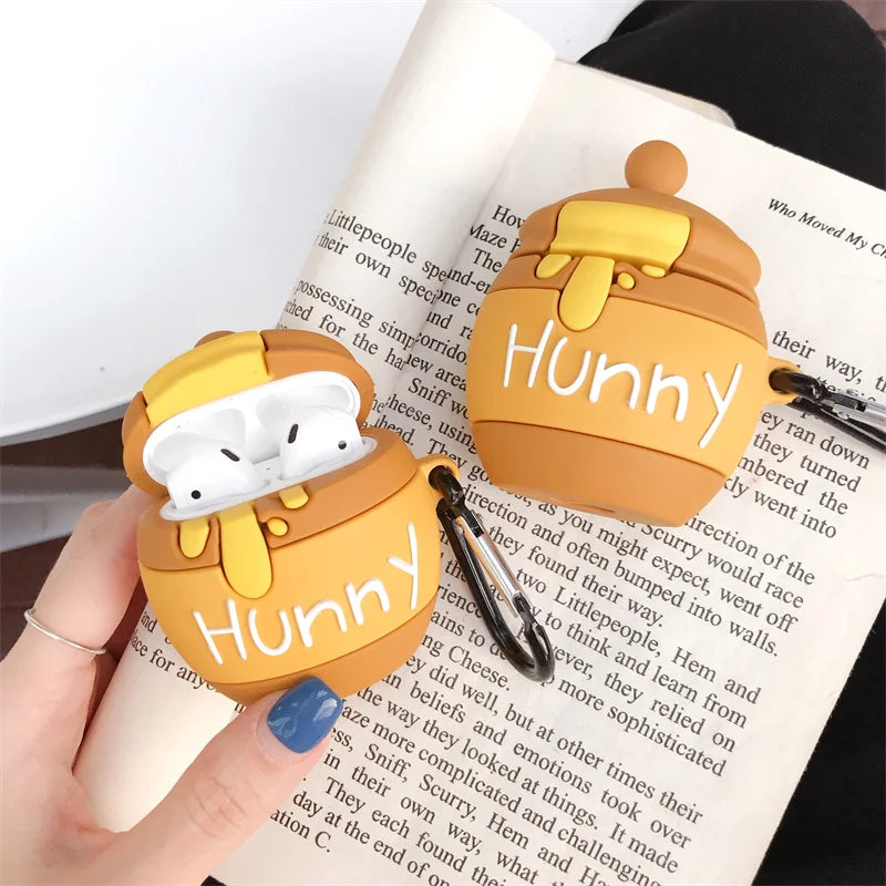 Tus Airpods ahora tienen más Estilo que Nunca! Protege y personaliza tus audífonos.