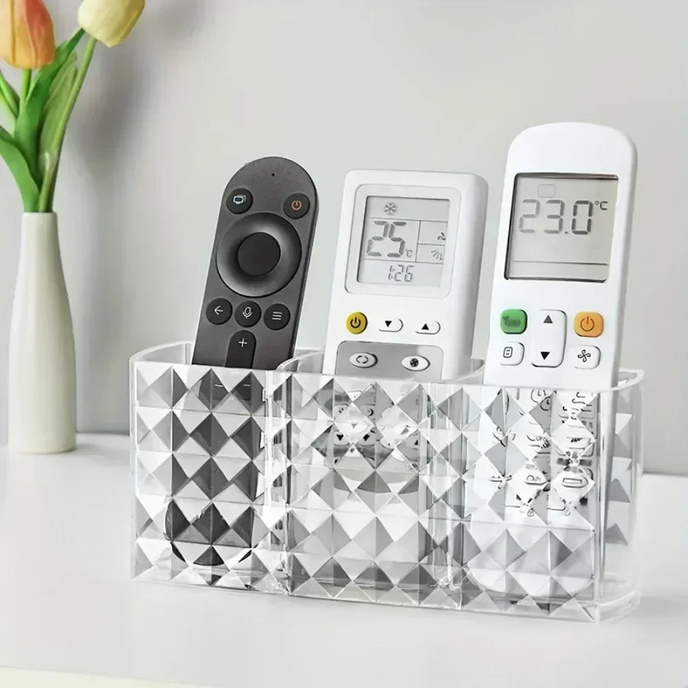 Mantén tu espacio de belleza ordenado y estilizado con el Soporte Acrílico para Brochas de Maquillaje y Organizador de Cosméticos. Diseñado para ofrecer una solución práctica y elegante para tus productos favoritos
