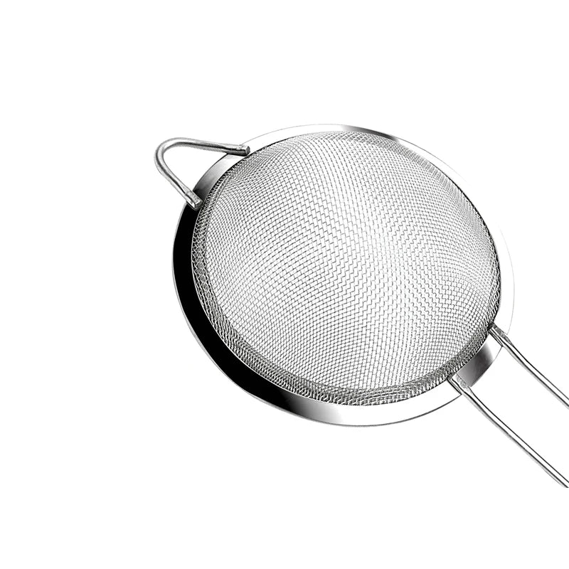 Precisión y durabilidad en tu cocina con este set de coladores de acero inoxidable.