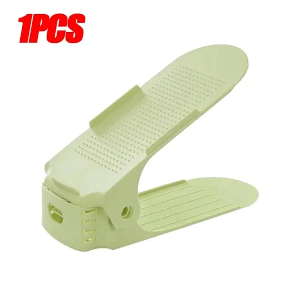 Mantén tus zapatos organizados y tu hogar libre de desorden con el Zapatero Ajustable de Doble Capa! Este innovador organizador es perfecto para maximizar el espacio de almacenamiento, manteniendo tus zapatos al alcance y bien organizados.